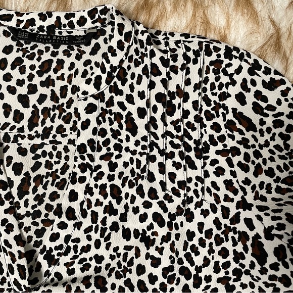 Zara Snow Leopard split neck top - Picture 7 of 7